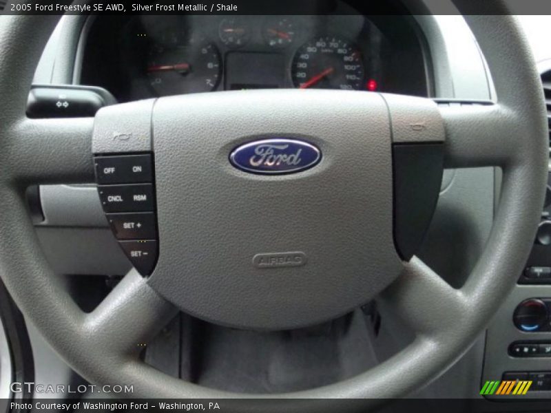 Silver Frost Metallic / Shale 2005 Ford Freestyle SE AWD