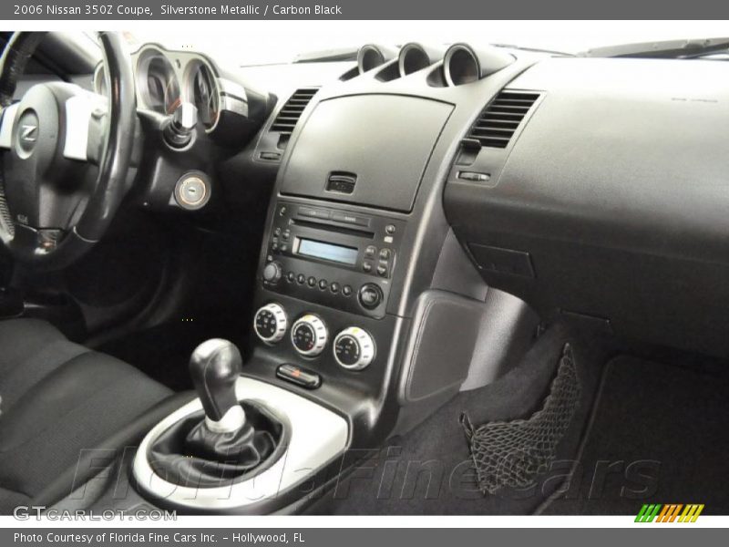 Silverstone Metallic / Carbon Black 2006 Nissan 350Z Coupe