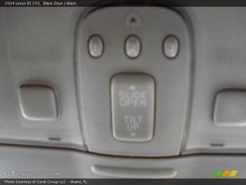 Black Onyx / Black 2004 Lexus ES 330