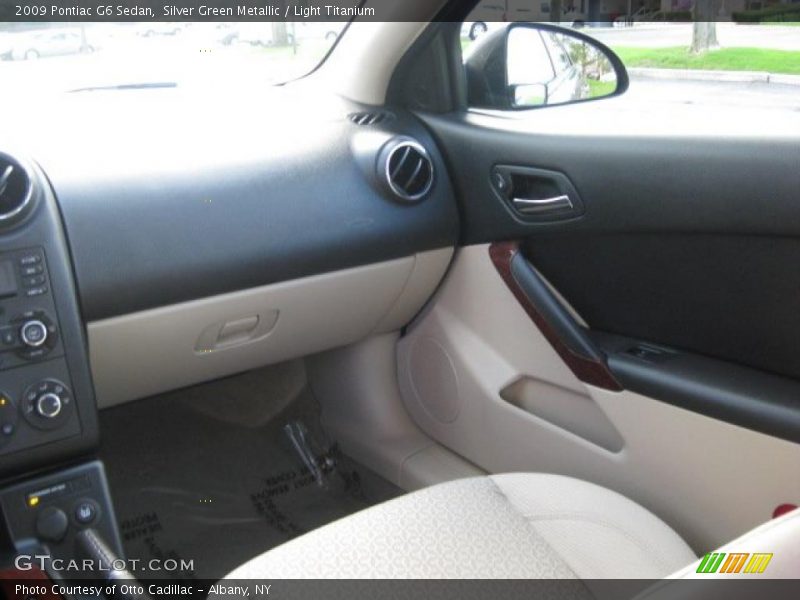 Silver Green Metallic / Light Titanium 2009 Pontiac G6 Sedan
