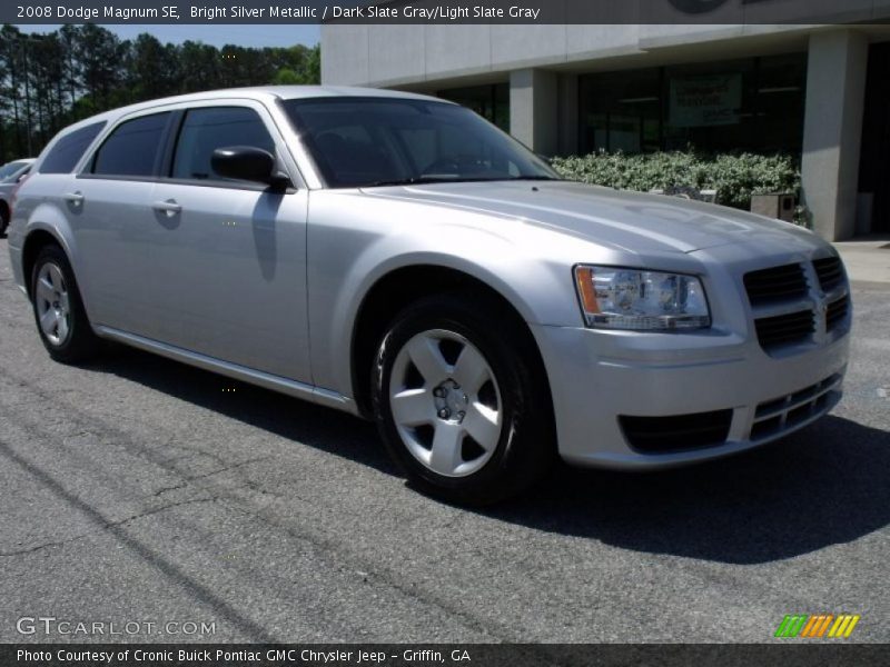 Bright Silver Metallic / Dark Slate Gray/Light Slate Gray 2008 Dodge Magnum SE