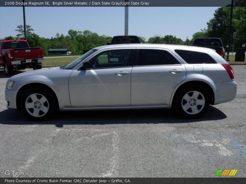 Bright Silver Metallic / Dark Slate Gray/Light Slate Gray 2008 Dodge Magnum SE