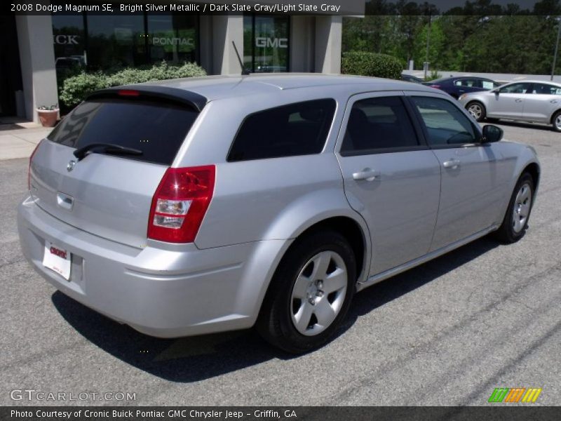 Bright Silver Metallic / Dark Slate Gray/Light Slate Gray 2008 Dodge Magnum SE