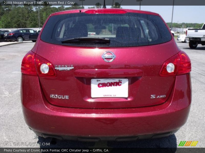 Venom Red / Gray 2009 Nissan Rogue S AWD