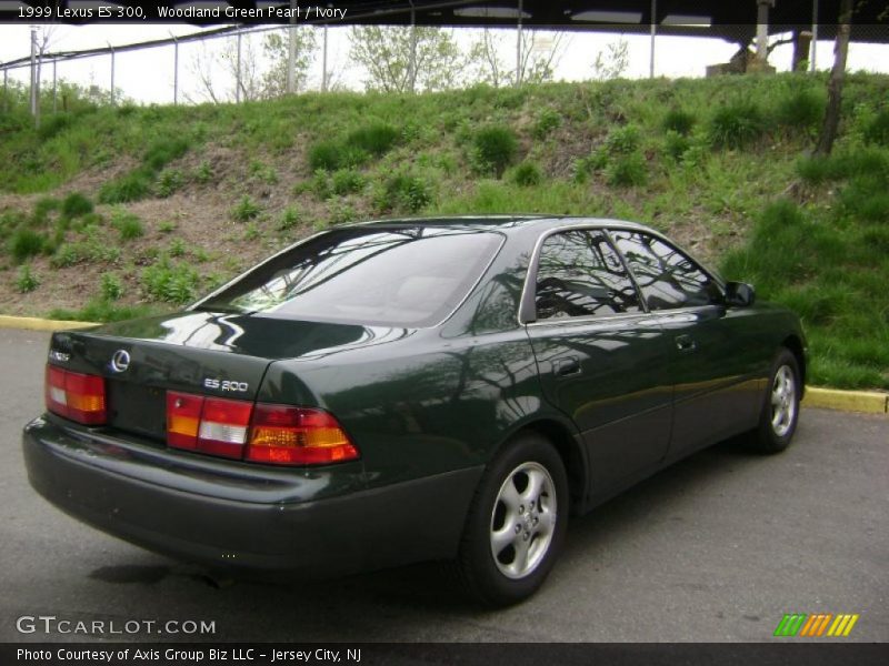 Woodland Green Pearl / Ivory 1999 Lexus ES 300