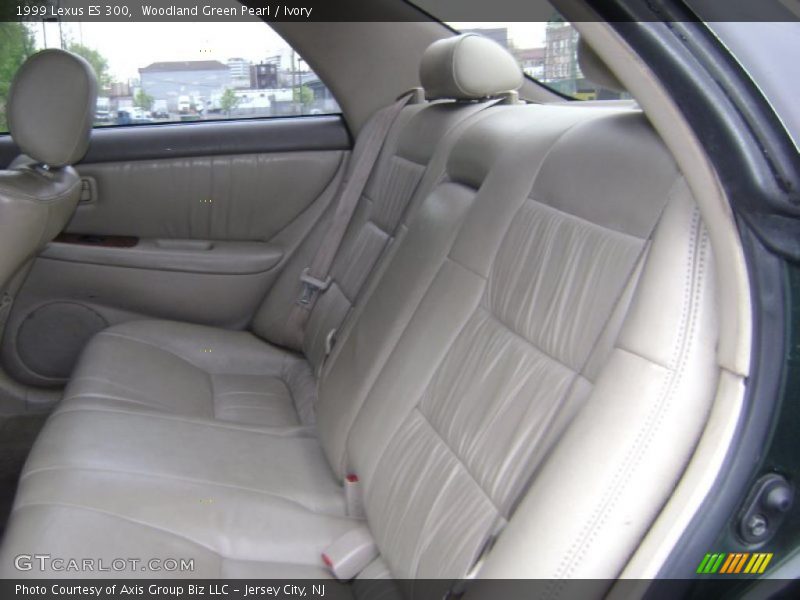 Woodland Green Pearl / Ivory 1999 Lexus ES 300