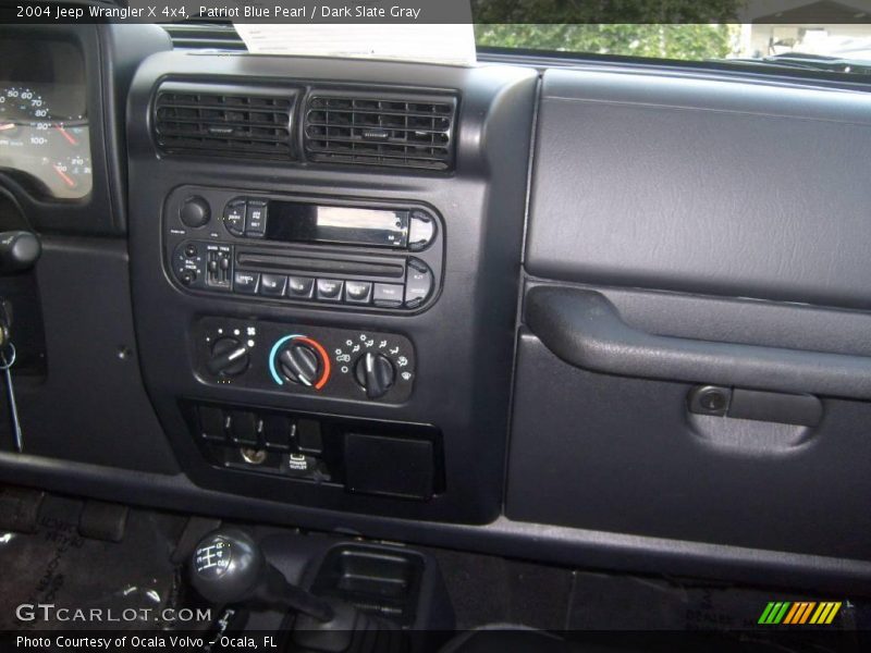 Patriot Blue Pearl / Dark Slate Gray 2004 Jeep Wrangler X 4x4