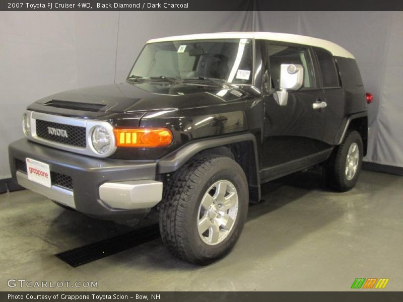 Black Diamond / Dark Charcoal 2007 Toyota FJ Cruiser 4WD