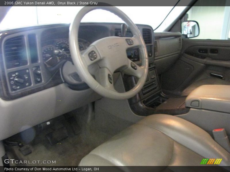 Onyx Black / Stone Gray 2006 GMC Yukon Denali AWD
