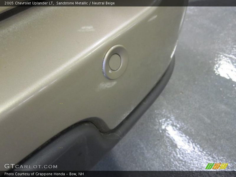 Sandstone Metallic / Neutral Beige 2005 Chevrolet Uplander LT