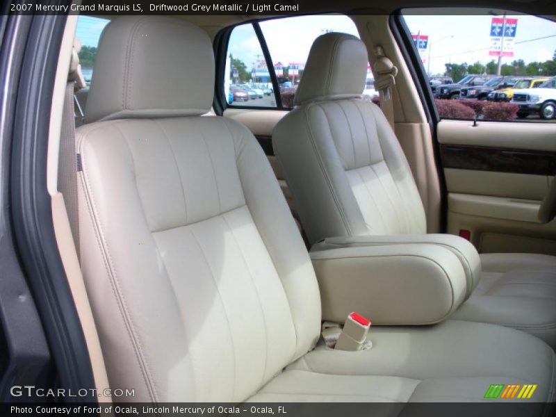 Front Seat of 2007 Grand Marquis LS