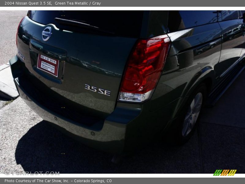 Green Tea Metallic / Gray 2004 Nissan Quest 3.5 SE