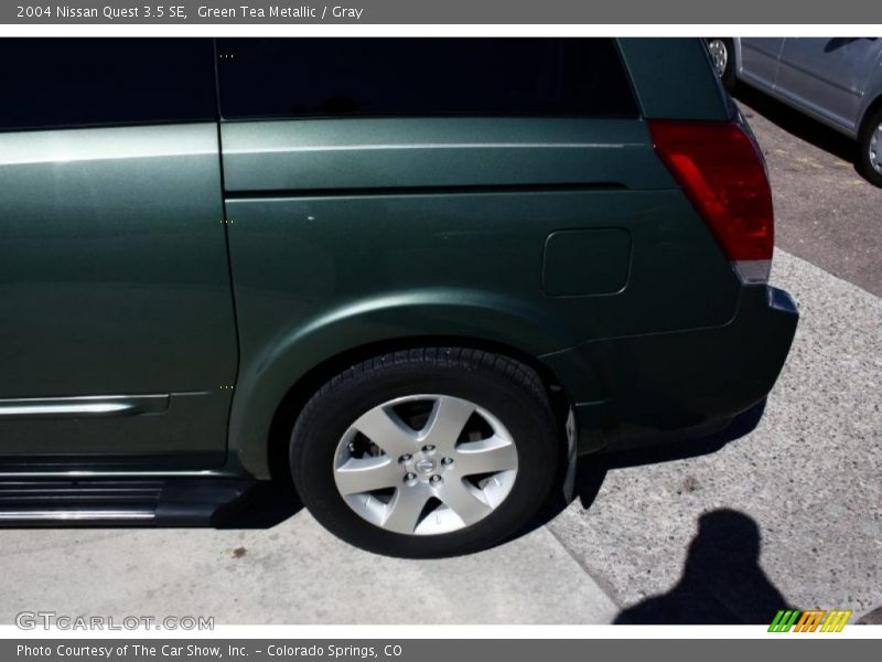 Green Tea Metallic / Gray 2004 Nissan Quest 3.5 SE