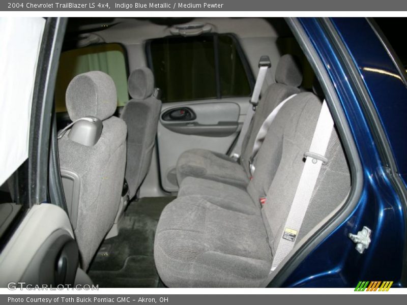Indigo Blue Metallic / Medium Pewter 2004 Chevrolet TrailBlazer LS 4x4