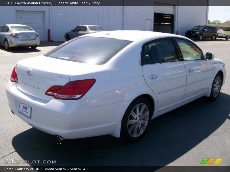 Blizzard White Pearl / Ivory 2010 Toyota Avalon Limited