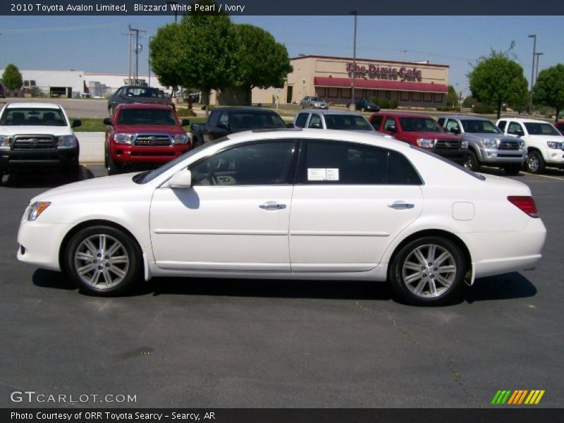 Blizzard White Pearl / Ivory 2010 Toyota Avalon Limited