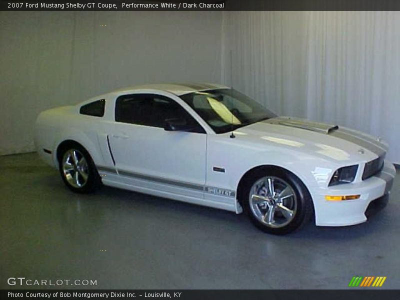 Performance White / Dark Charcoal 2007 Ford Mustang Shelby GT Coupe