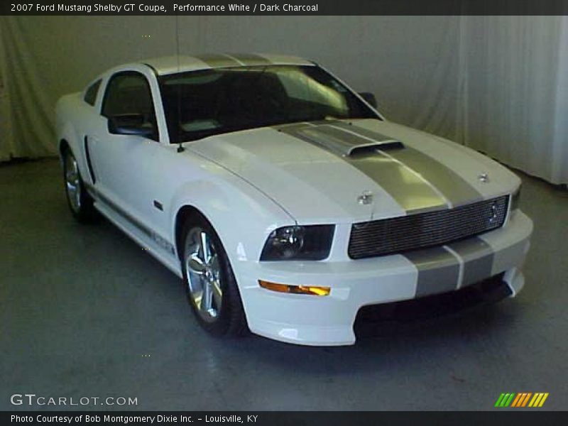 Performance White / Dark Charcoal 2007 Ford Mustang Shelby GT Coupe