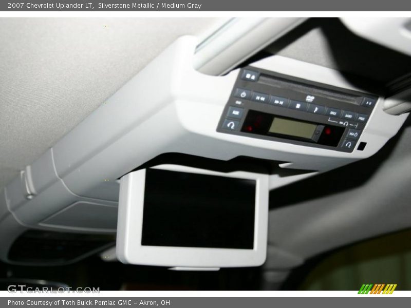 Silverstone Metallic / Medium Gray 2007 Chevrolet Uplander LT