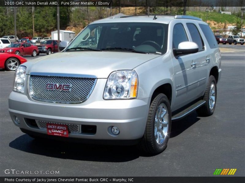 Pure Silver Metallic / Ebony 2010 GMC Yukon Denali AWD