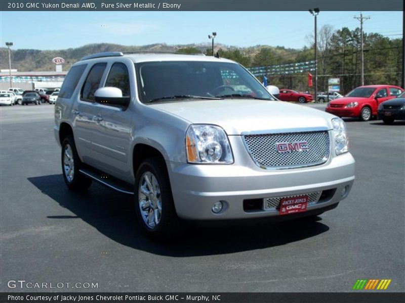 Pure Silver Metallic / Ebony 2010 GMC Yukon Denali AWD