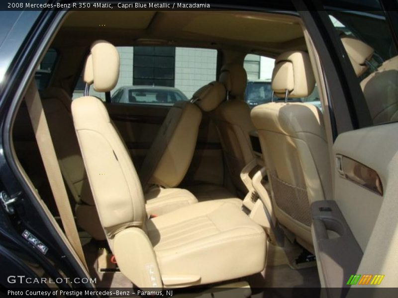 Capri Blue Metallic / Macadamia 2008 Mercedes-Benz R 350 4Matic