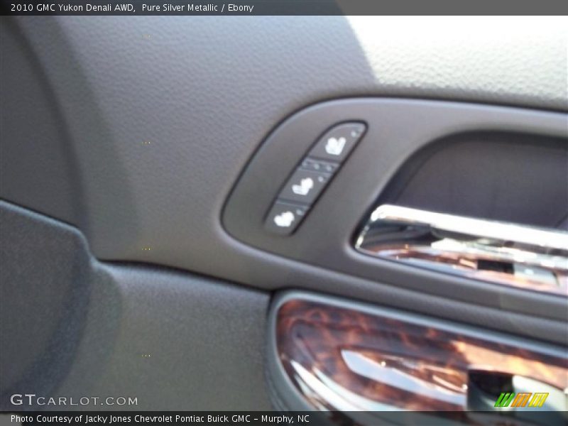 Pure Silver Metallic / Ebony 2010 GMC Yukon Denali AWD