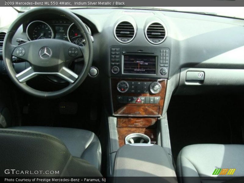 Iridium Silver Metallic / Black 2009 Mercedes-Benz ML 550 4Matic