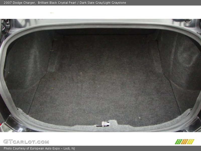 Brilliant Black Crystal Pearl / Dark Slate Gray/Light Graystone 2007 Dodge Charger