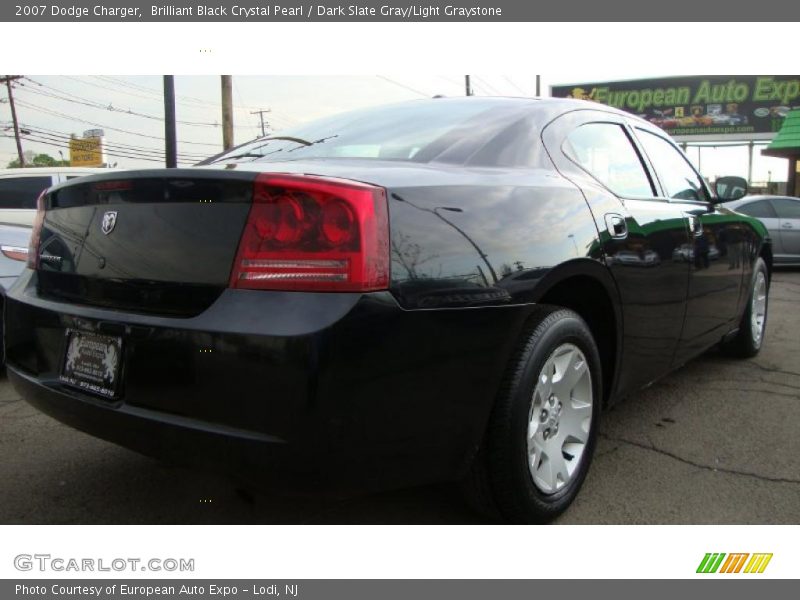 Brilliant Black Crystal Pearl / Dark Slate Gray/Light Graystone 2007 Dodge Charger