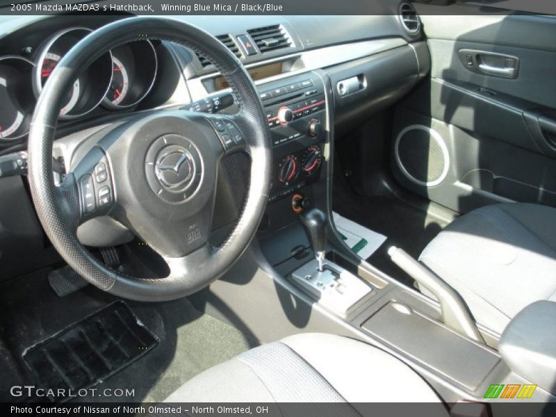 Winning Blue Mica / Black/Blue 2005 Mazda MAZDA3 s Hatchback