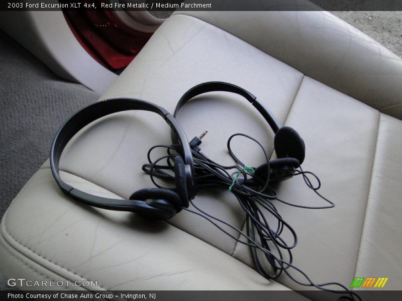 Red Fire Metallic / Medium Parchment 2003 Ford Excursion XLT 4x4