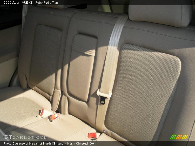 Ruby Red / Tan 2009 Saturn VUE XE