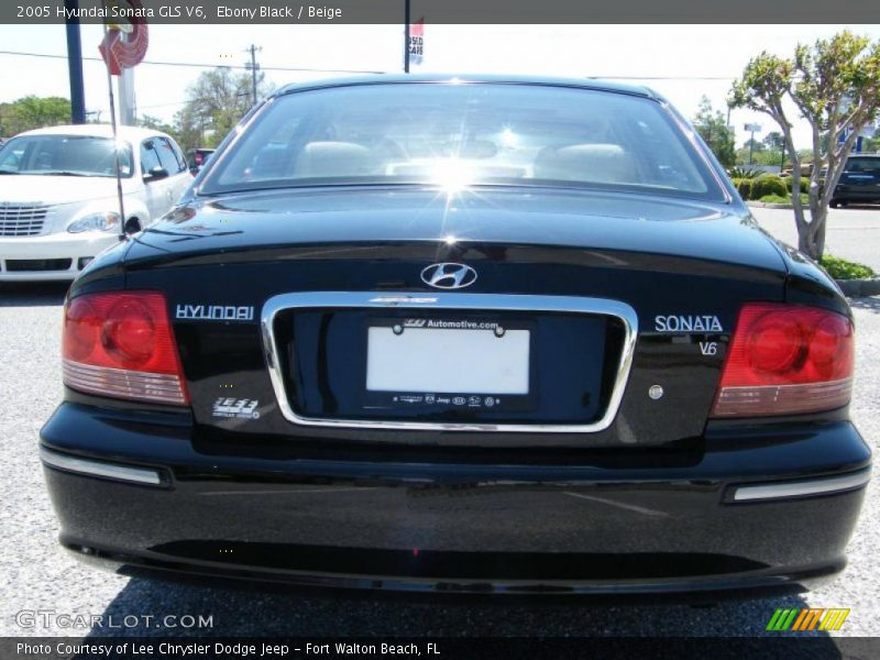 Ebony Black / Beige 2005 Hyundai Sonata GLS V6