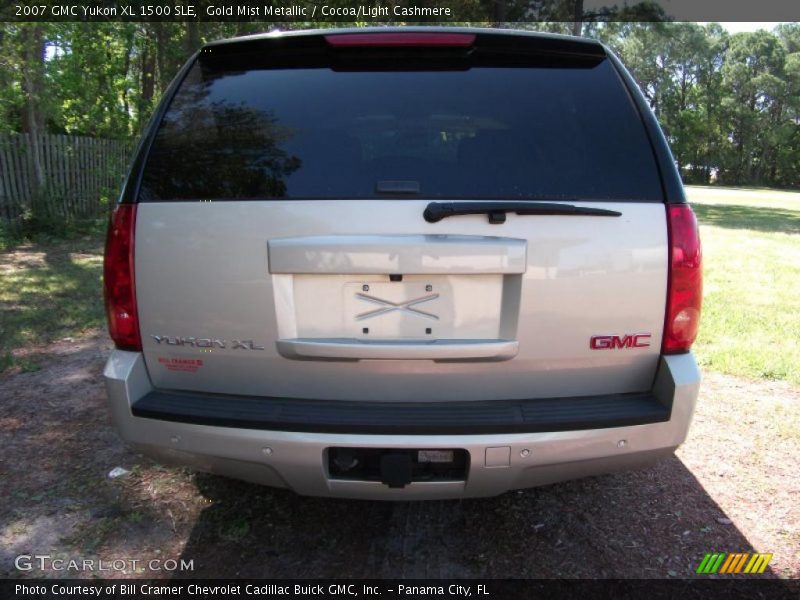 Gold Mist Metallic / Cocoa/Light Cashmere 2007 GMC Yukon XL 1500 SLE