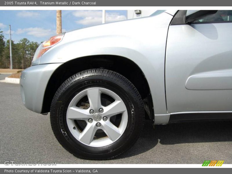 Titanium Metallic / Dark Charcoal 2005 Toyota RAV4