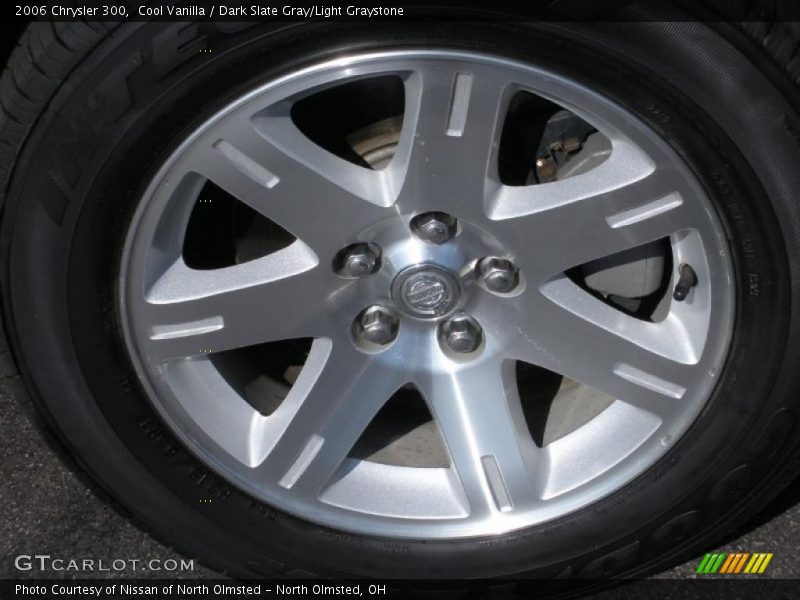 Cool Vanilla / Dark Slate Gray/Light Graystone 2006 Chrysler 300