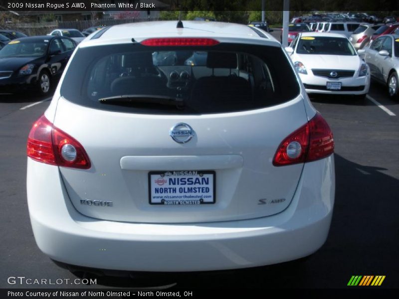 Phantom White / Black 2009 Nissan Rogue S AWD