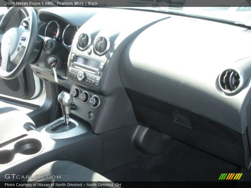 Phantom White / Black 2009 Nissan Rogue S AWD