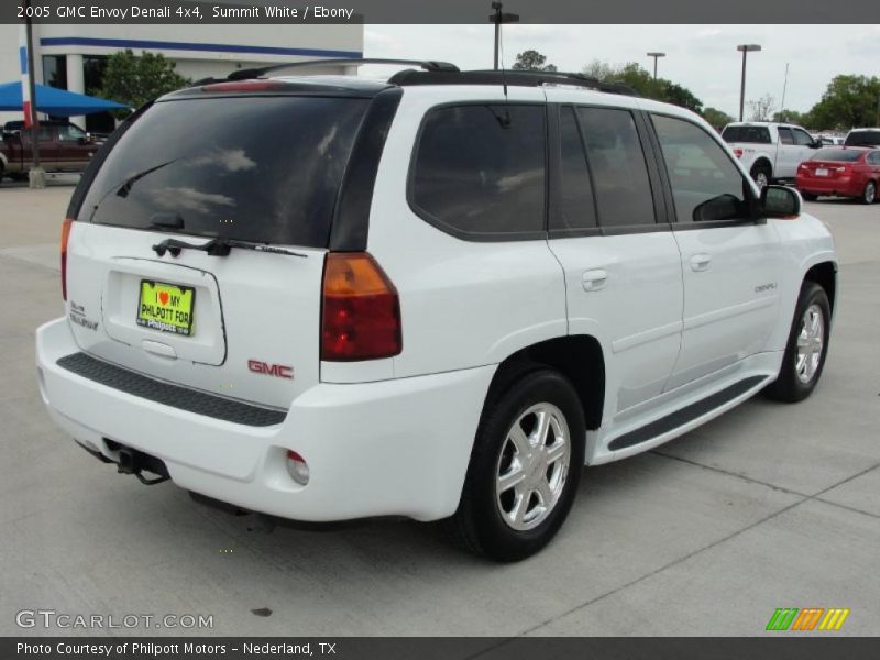 Summit White / Ebony 2005 GMC Envoy Denali 4x4