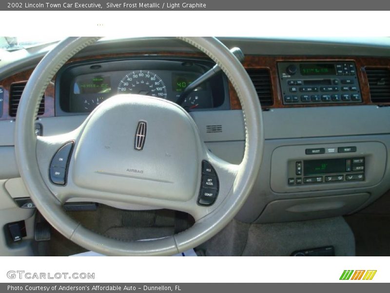 Silver Frost Metallic / Light Graphite 2002 Lincoln Town Car Executive