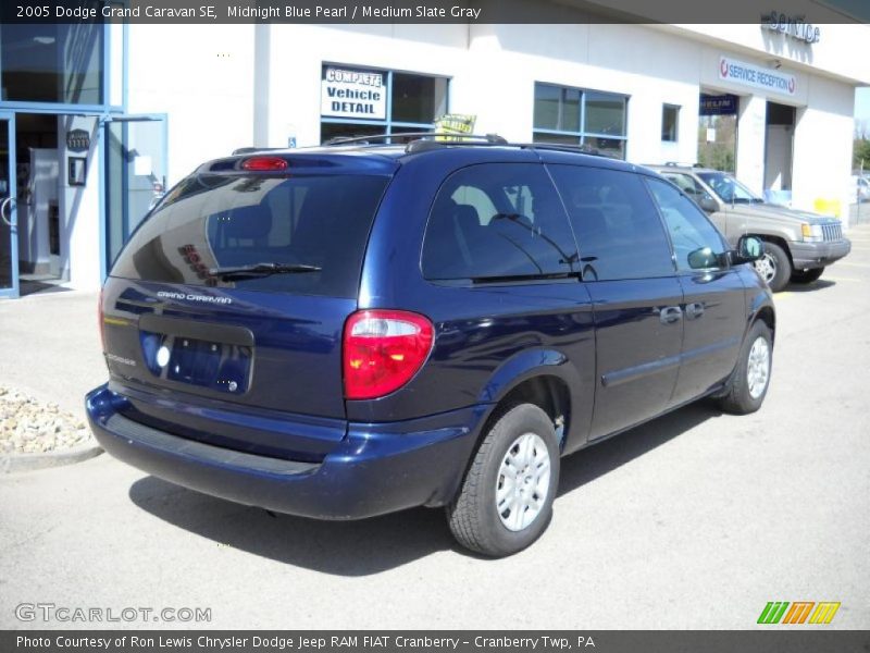Midnight Blue Pearl / Medium Slate Gray 2005 Dodge Grand Caravan SE