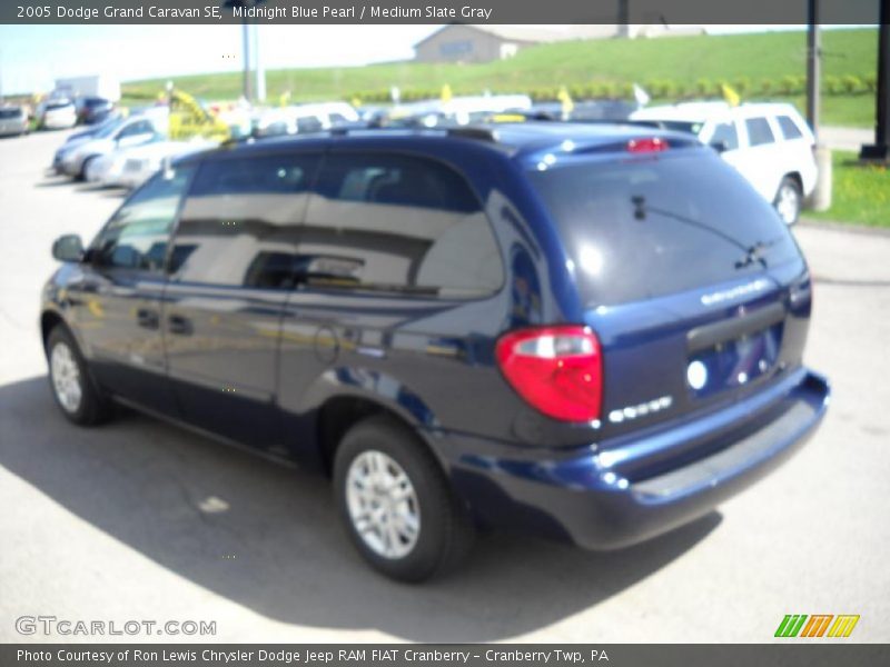 Midnight Blue Pearl / Medium Slate Gray 2005 Dodge Grand Caravan SE