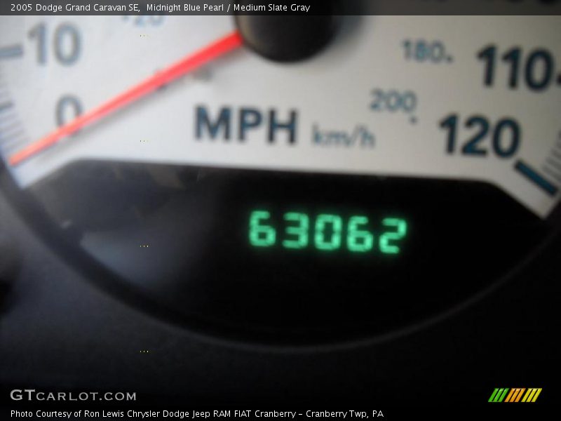 Midnight Blue Pearl / Medium Slate Gray 2005 Dodge Grand Caravan SE