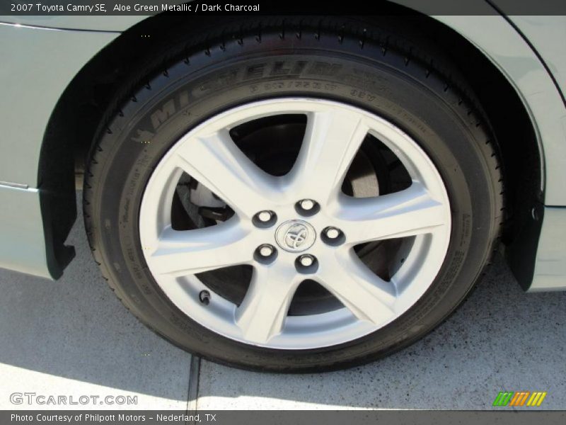 Aloe Green Metallic / Dark Charcoal 2007 Toyota Camry SE