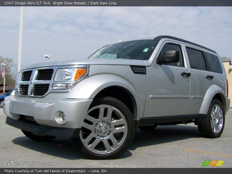 Bright Silver Metallic / Dark Slate Gray 2007 Dodge Nitro SLT 4x4