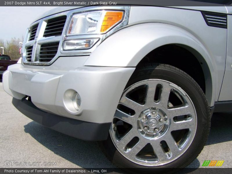 Bright Silver Metallic / Dark Slate Gray 2007 Dodge Nitro SLT 4x4