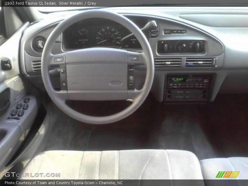 Silver Metallic / Grey 1992 Ford Taurus GL Sedan