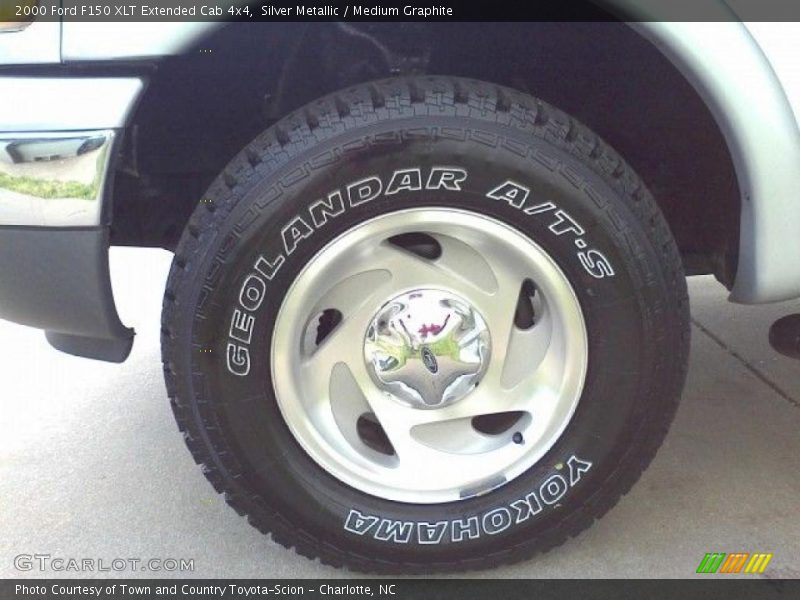 Silver Metallic / Medium Graphite 2000 Ford F150 XLT Extended Cab 4x4