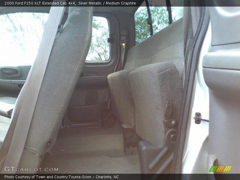 Silver Metallic / Medium Graphite 2000 Ford F150 XLT Extended Cab 4x4
